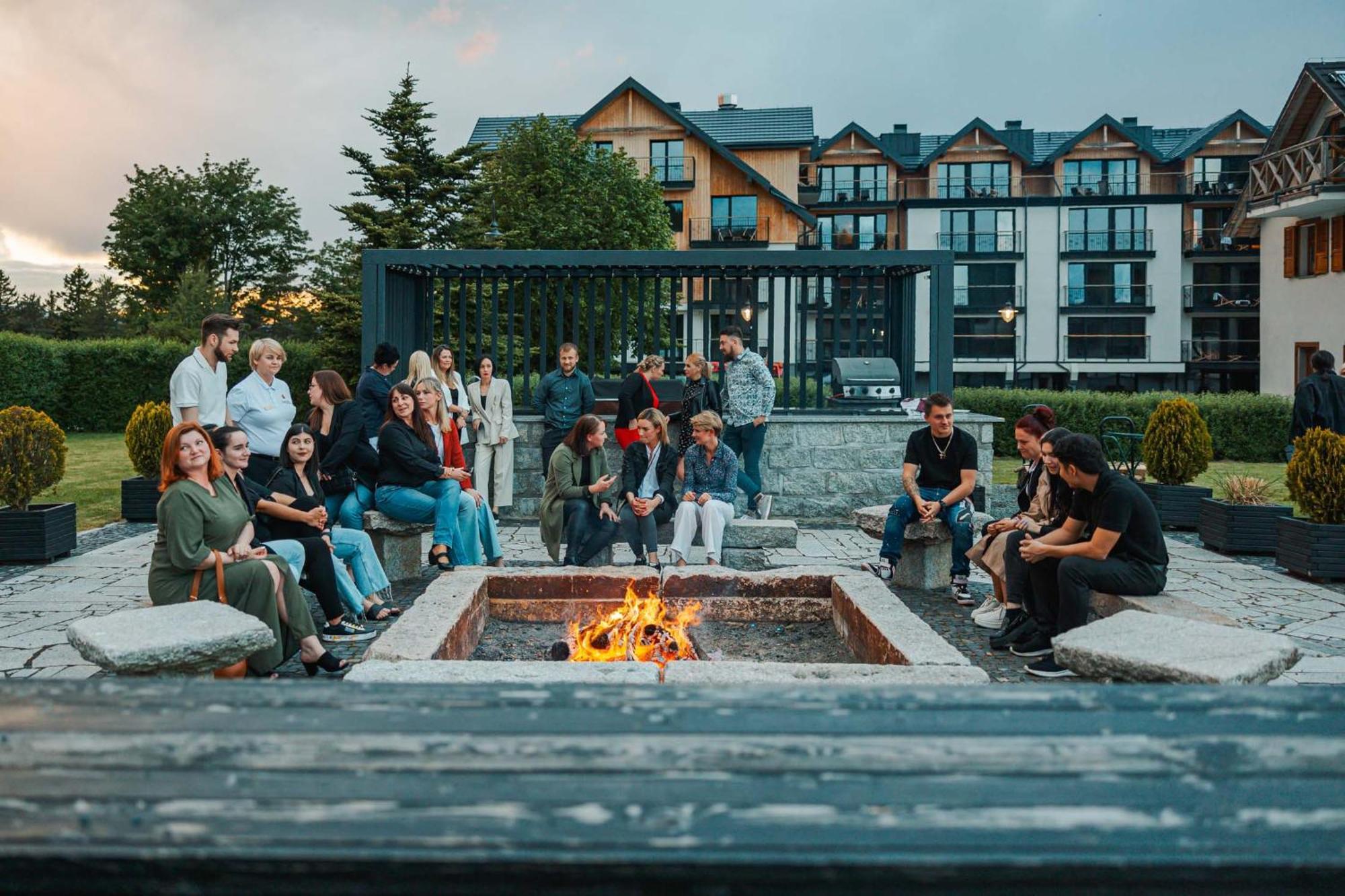 Kazalnica Family&Conference Resort Kolo Karpacza Sosnówka エクステリア 写真